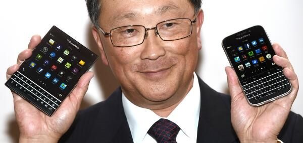 BlackBerry Passport verus older BlackBerry