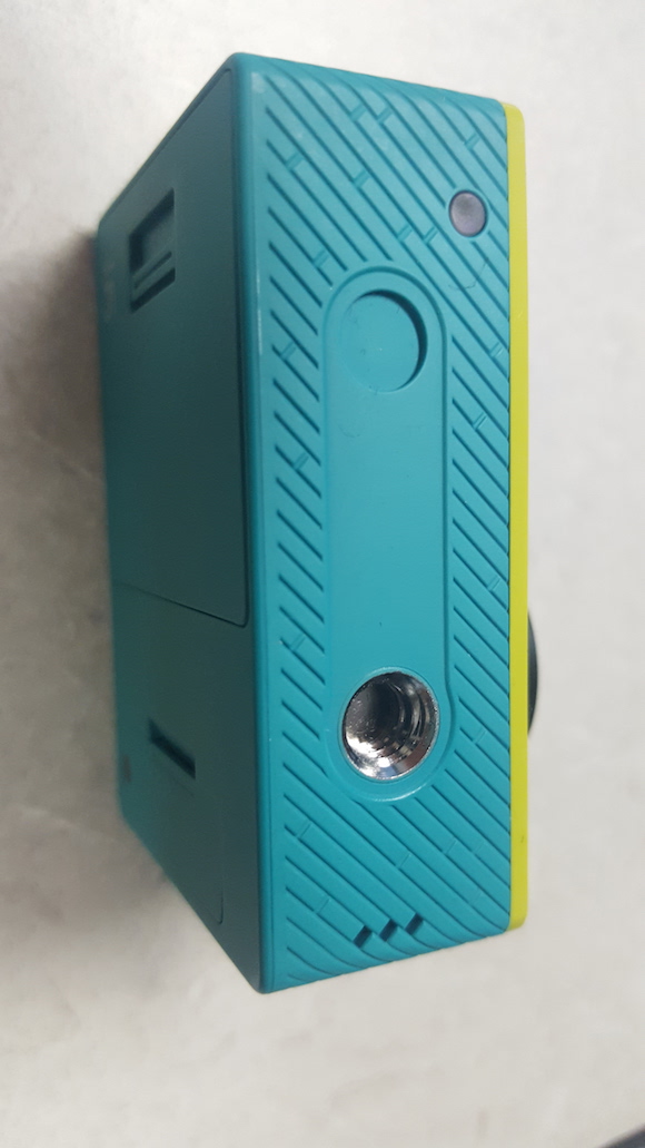 YI Action Camera bottom